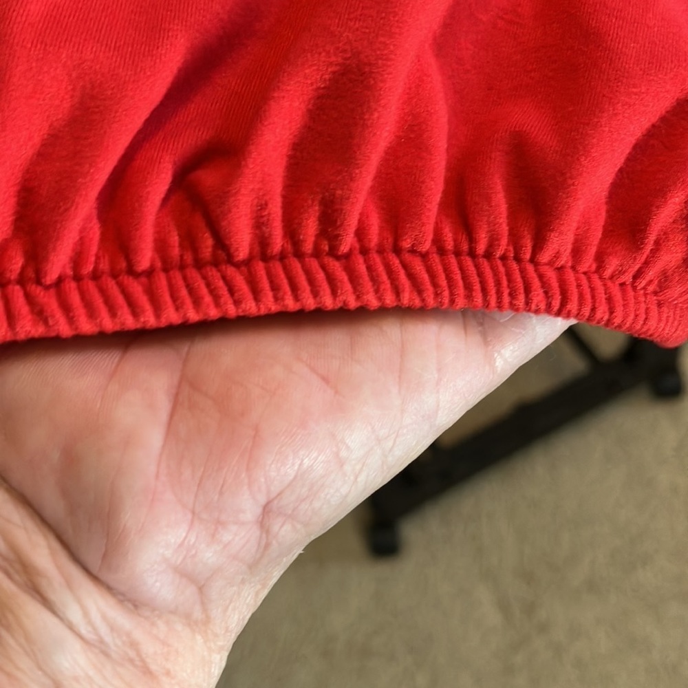 Red Tank Topn - Picture 2 of 3